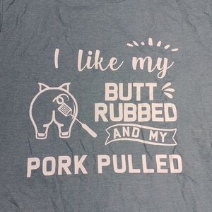 Pork pulled men's medium sized t shirt